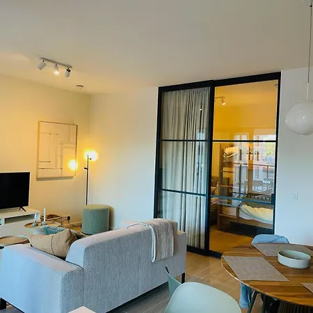 Bubbles By Bloss, Familieappartement Met Terras Ostenda
